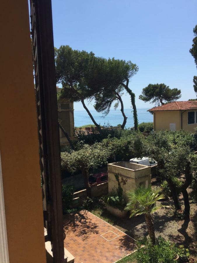 Villa Violetta Castiglioncello Exterior foto